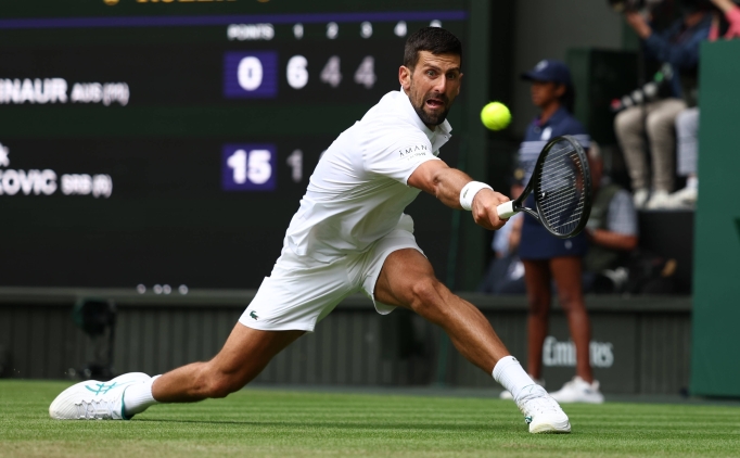 Sabalenka ve Djokovic, ABD Ak'ta 4. turda