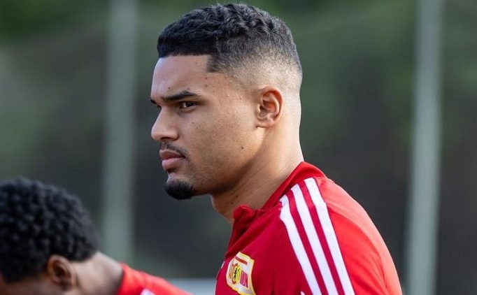 Be�ikta�'a ye�il ���k: Danilho Doekhi