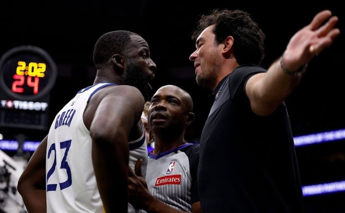 Green, 'Angel Reese' tezah�rat� yapan taraftarla y�z y�ze geldi