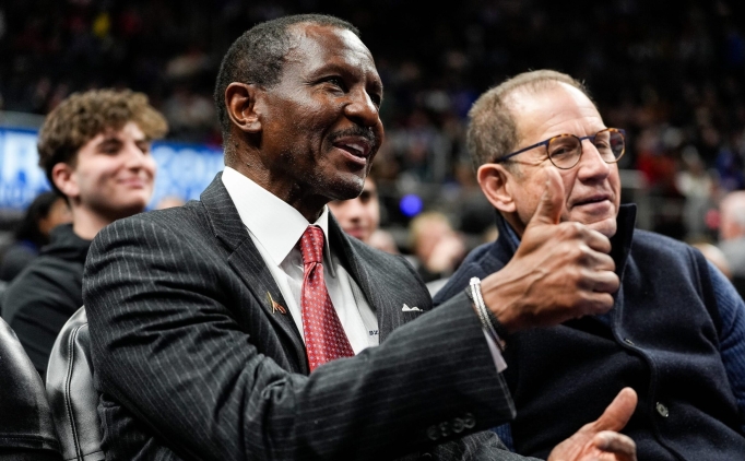 Casey, Raptors ba�kanl��� g�revi i�in �ne ��kan aday