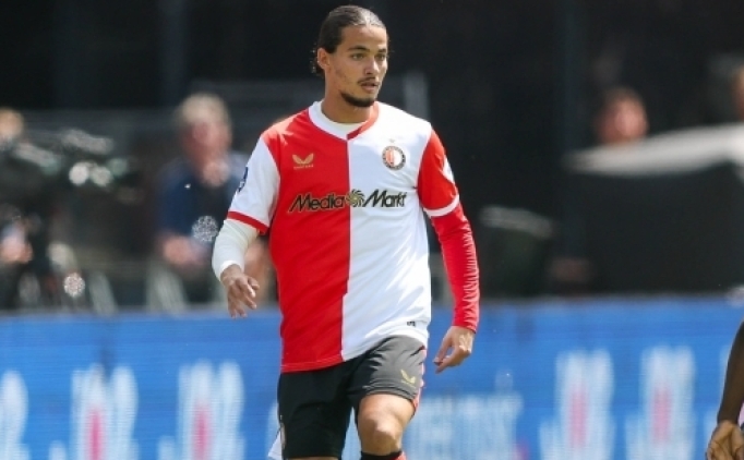 Feyenoord, Hadj Moussa ile nikah tazeledi!