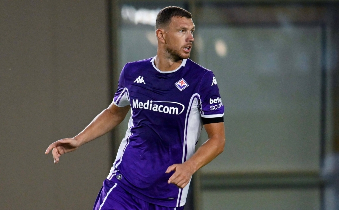 Edin Dzeko'dan teknik direktr Pioli'ye eletiri!