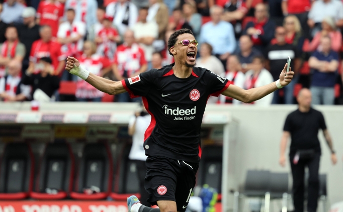 Liverpool'un Ekitike �srar� s�r�yor