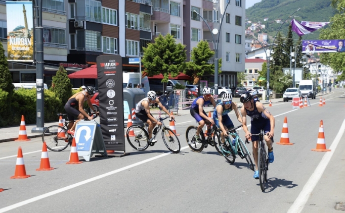 Ordu'da 6'nc� triatlon heyecan� ba�lad�