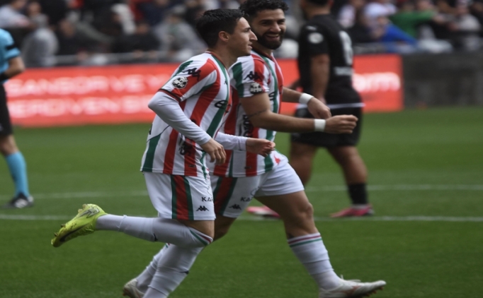 Kar��yaka'n�n y�ld�zlar� kap���ld�