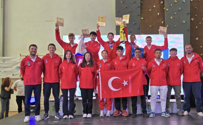 Gen� yelkenciler, D�nya ILCA 4 �ampiyonas�'nda 3 kez podyuma ��kt�