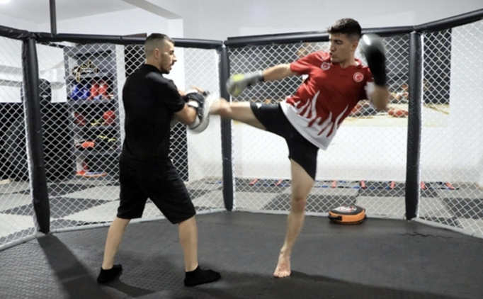 'Yenilmez' kick boksu Yusuf Eren'in nakavt oran 'yzde 89'