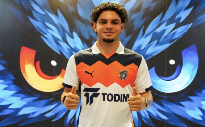 Tu�ra Turhan, Ba�ak�ehir FK'da