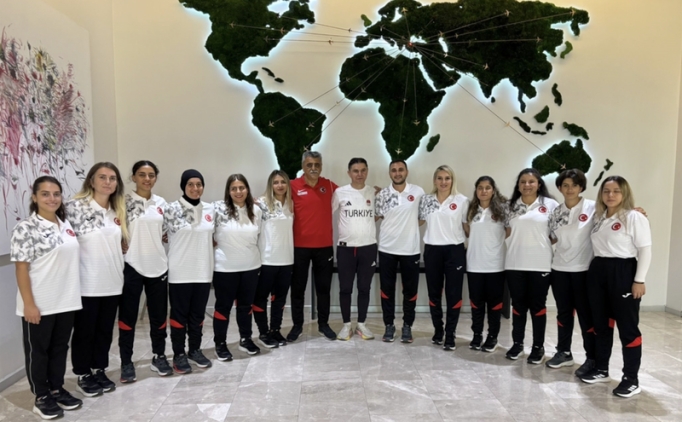 Grme Engelliler Kadn Futbol Milli Takm Dnya sahnesinde