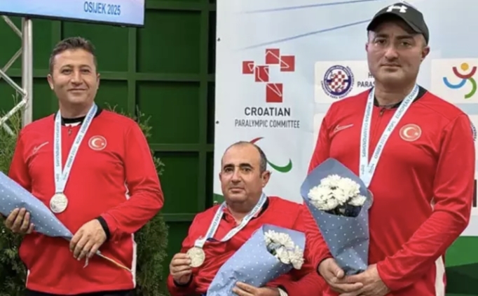 Para at�c�l�kta 2 madalya daha!