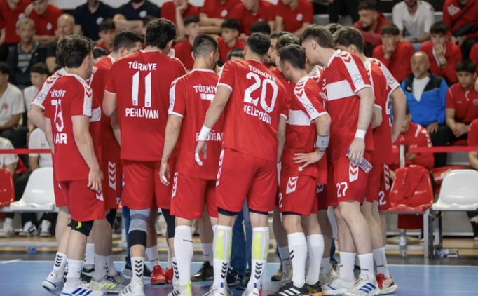 Hentbolda milliler, elemelere galibiyetle balad