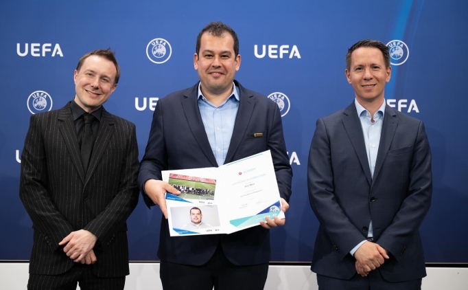 Eren Mert'ten Galatasaray haberleri i�in a��klama!