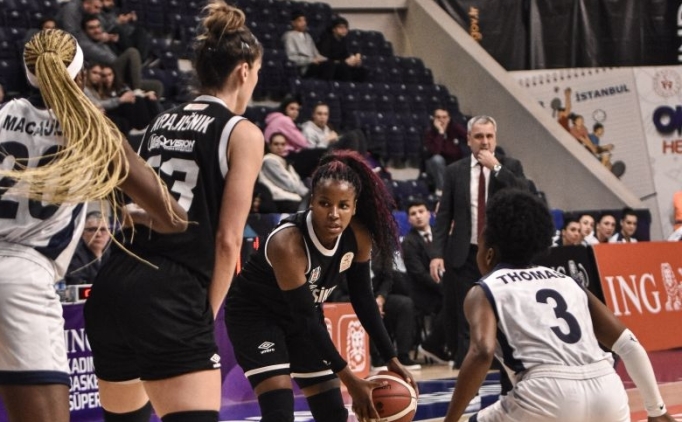 Emlak Konut, Be�ikta� BOA'ya kar�� seride 1-0 �ne ge�ti