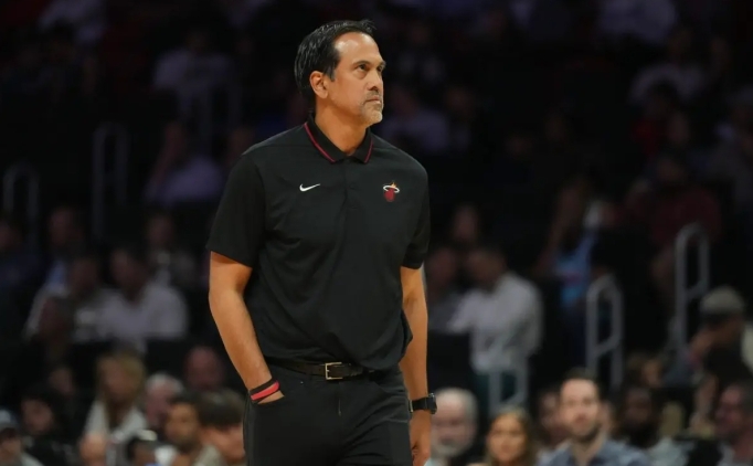 Spoelstra: 'Do�u Konferans�'n�n kolayla�t���n� d���nm�yoruz'