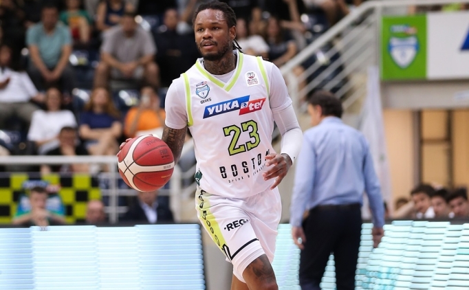 T�rkiye'de oynayan McLemore'a cinsel sald�r�dan hapis