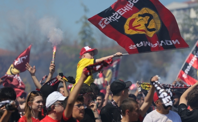 Eski�ehirspor'un �ampiyonlu�u kutland�