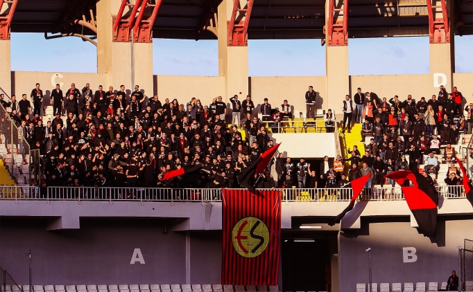 Eski�ehirspor ve Kar��yaka'dan bilet fiyatlar�na 'dostluk' ayar�