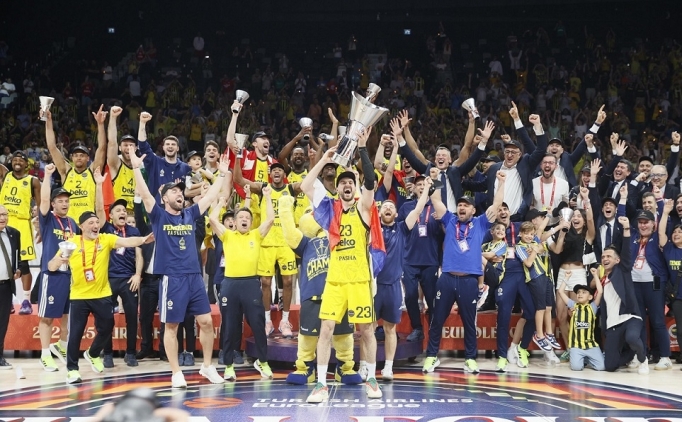 Fenerbah�e Beko'da kabuk de�i�imi!