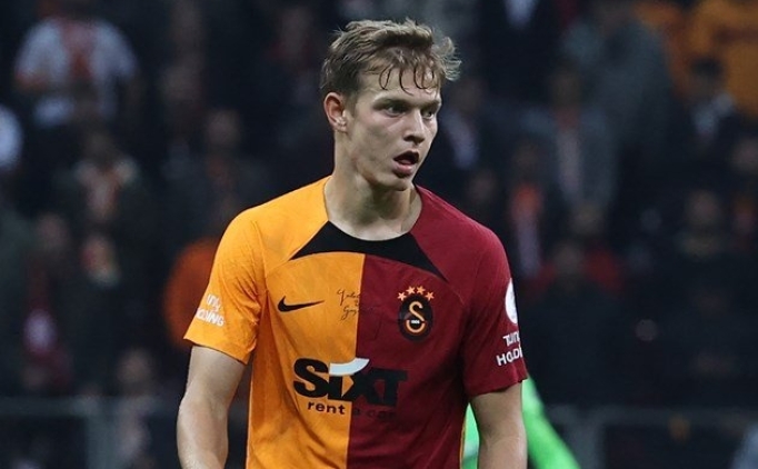 Mathias Ross, Plymouth ile imzalad�!