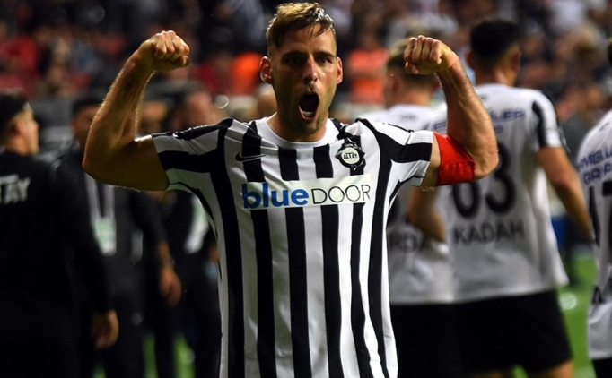 Altay dipte, Paixao zirveye doru