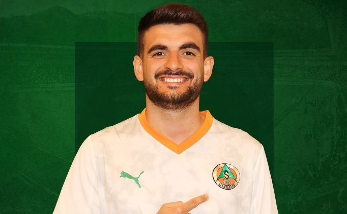 Alanyaspor, Fatih Aksoy ile 2 y�ll���na devam!