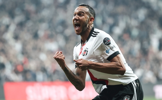 Josef de Souza'dan Sara ve Talisca payla��m�!