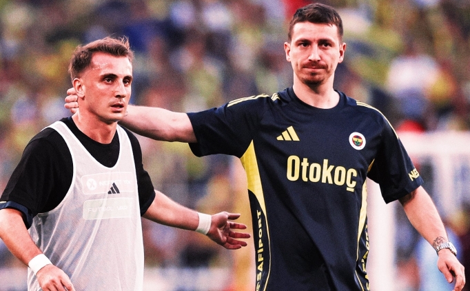 Kerem ve Mert Hakan, taraftar� birlikte selamd�!