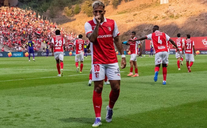 Fenerbah�e, Rodrigo Zalazar'�n pe�inde!