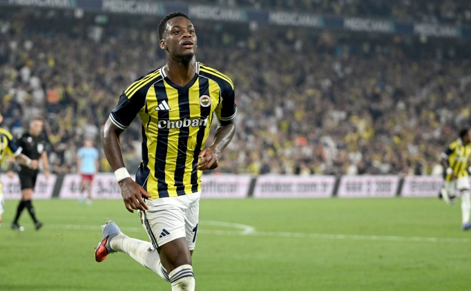 Fenerbahe'den 3 futbolcusu iin yalanlama!