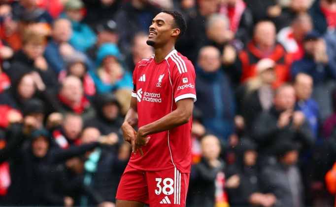 Merseyside derbisinde kazanan Liverpool!