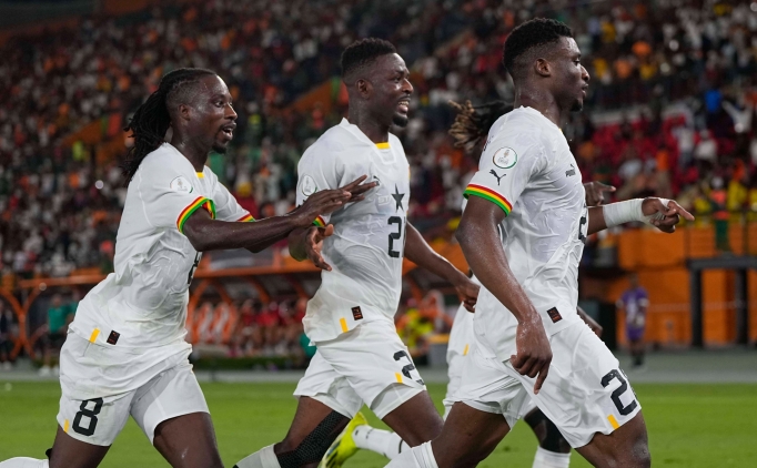 Gana Dnya Kupas biletini kapt