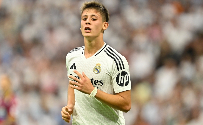 Elche teknik direkt�r�nden Arda G�ler'e b�y�k �vg�: 'Tam bir fenomen!'