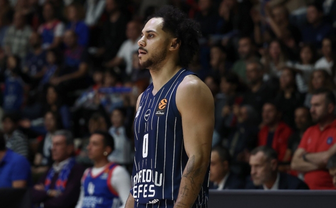Anadolu Efes'e Shane Larkin'den kt haber!