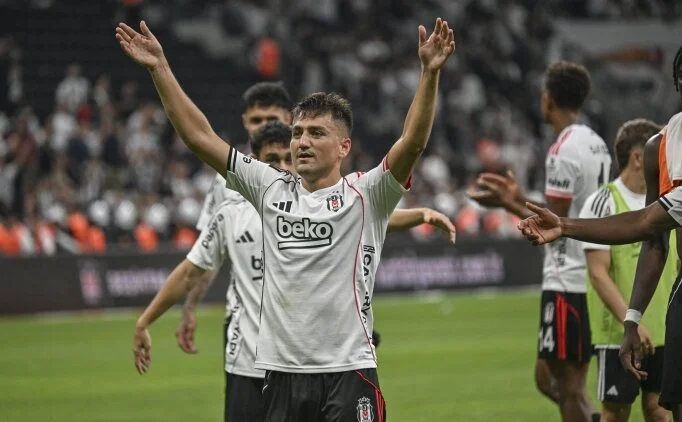 Be�ikta�'� kiral�k Kartallar u�urdu!