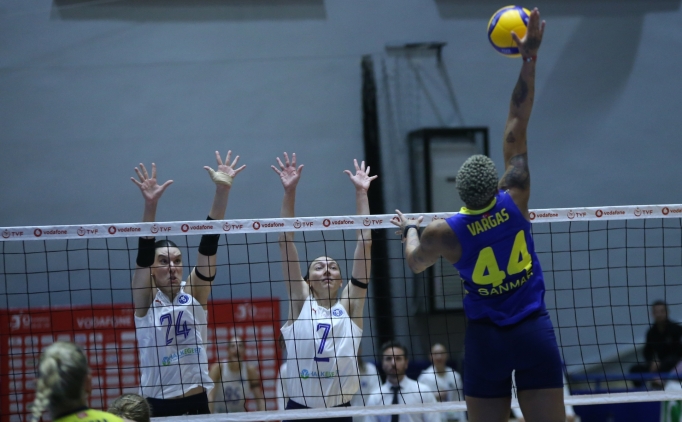 Fenerbah�e Medicana, seriyi s�rd�rd�!