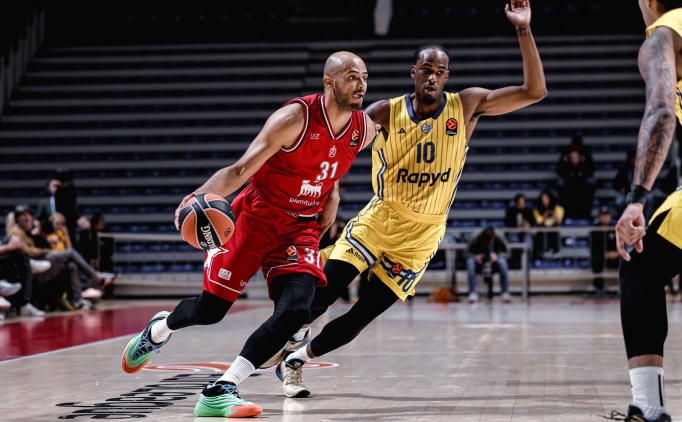 Olimpia Milano, Maccabi Tel Aviv'i deplasmanda yendi