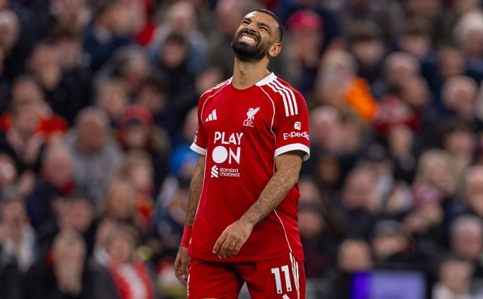 Liverpool'da Salah, gemileri yakt!