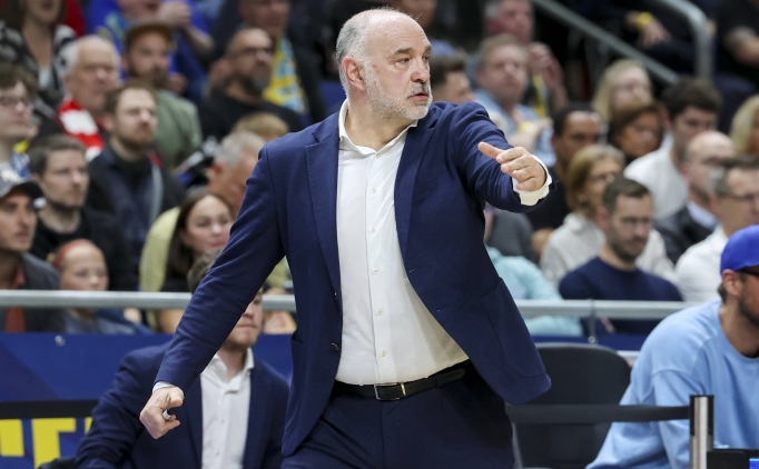 Anadolu Efes, ba�antren�r Pablo Laso ile 2027'ye kadar anla�t�!