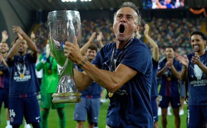 PSG'den Luis Enrique'ye tarihi s�zle�me