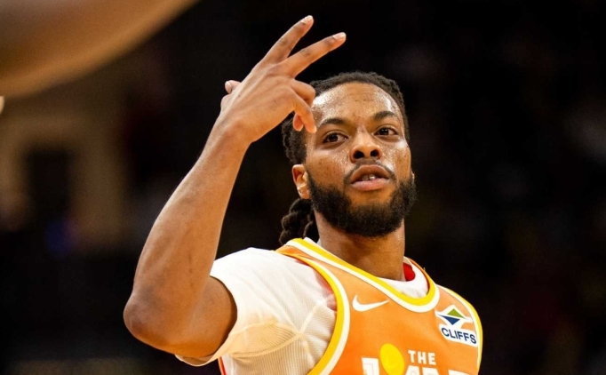 Kings, Darius Garland'� yak�ndan takip ediyor