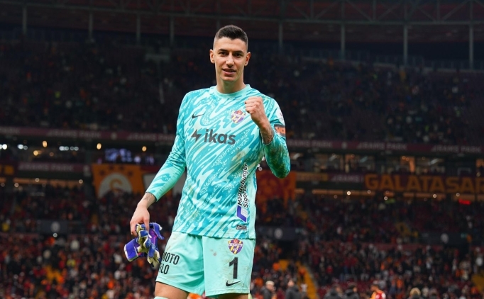 Ey�pspor'dan Berke �zer a��klamas�!