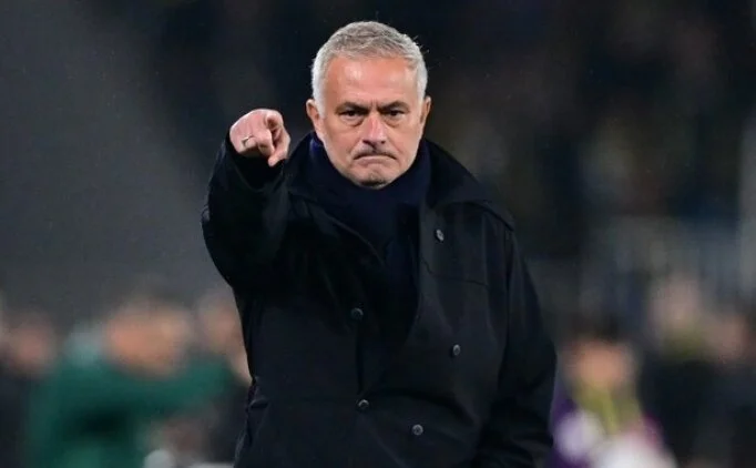 Jose Mourinho,  gen ismi iaret etti!