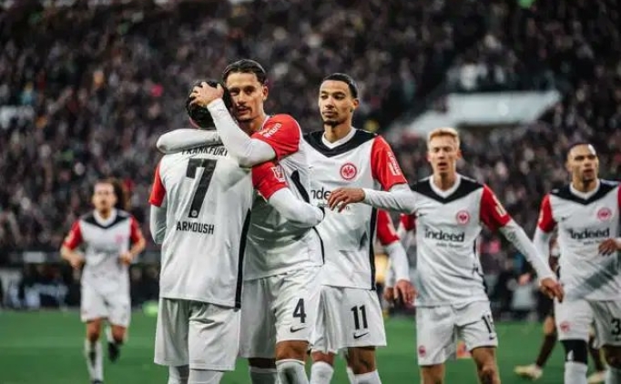 Eintracht Frankfurt'un 3 malk hasreti bitti!