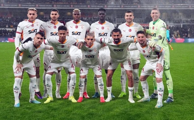 Galatasaray'da kart uyars!