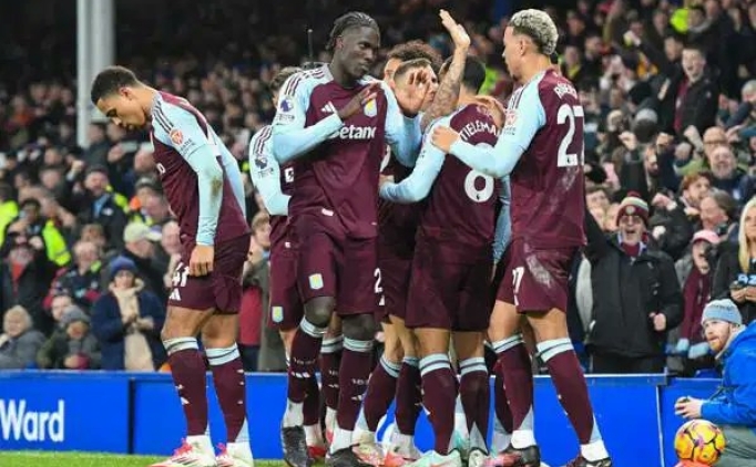 Aston Villa kazand, Everton'n hasreti 6 maa kt