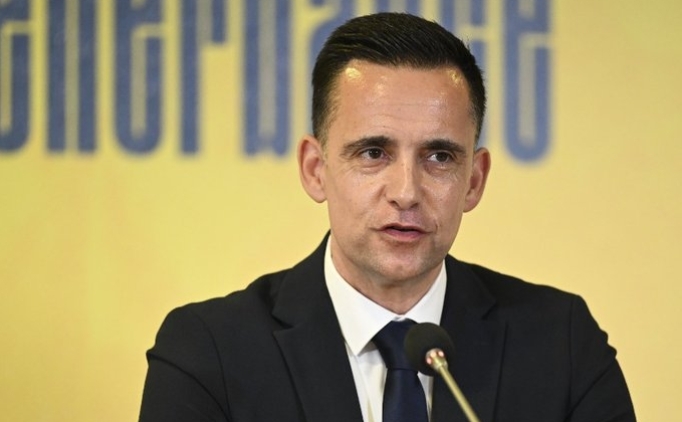 Ba�ar�s�zl���n faturas� Branco'ya kesildi