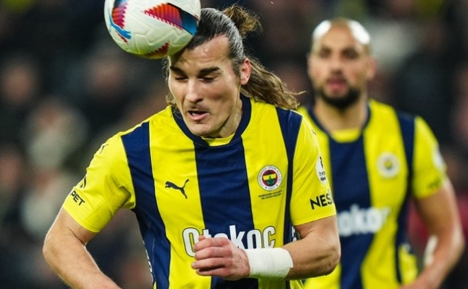 Fenerbah�e'de savunma kendine geliyor