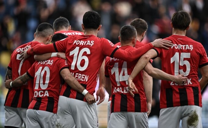 Gen�lerbirli�i-Manisa FK ma��n� Alpaslan �en y�netecek