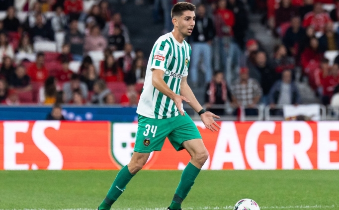 Be�ikta�'ta ilk ayr�lacak isimler Muleka ve Demir Ege