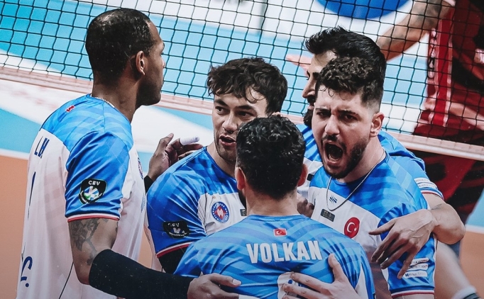 Halkbank, Akku� Belediyespor'u filede rahat ge�ti